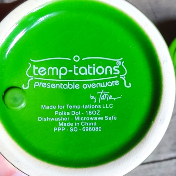 Temptations Polka Dot Ceramic Travel Mug w/ Silicone Sleeve & Lid - Green - Picture 5 of 5